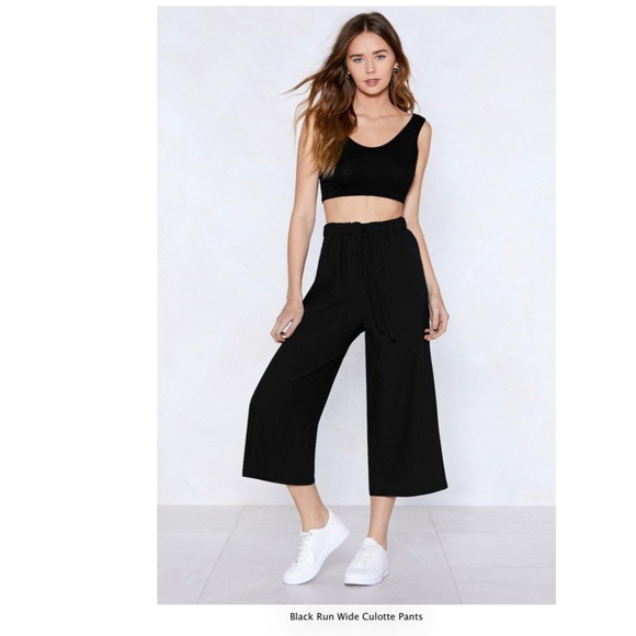 wide leg pants with draw string - Picture 2 of 5